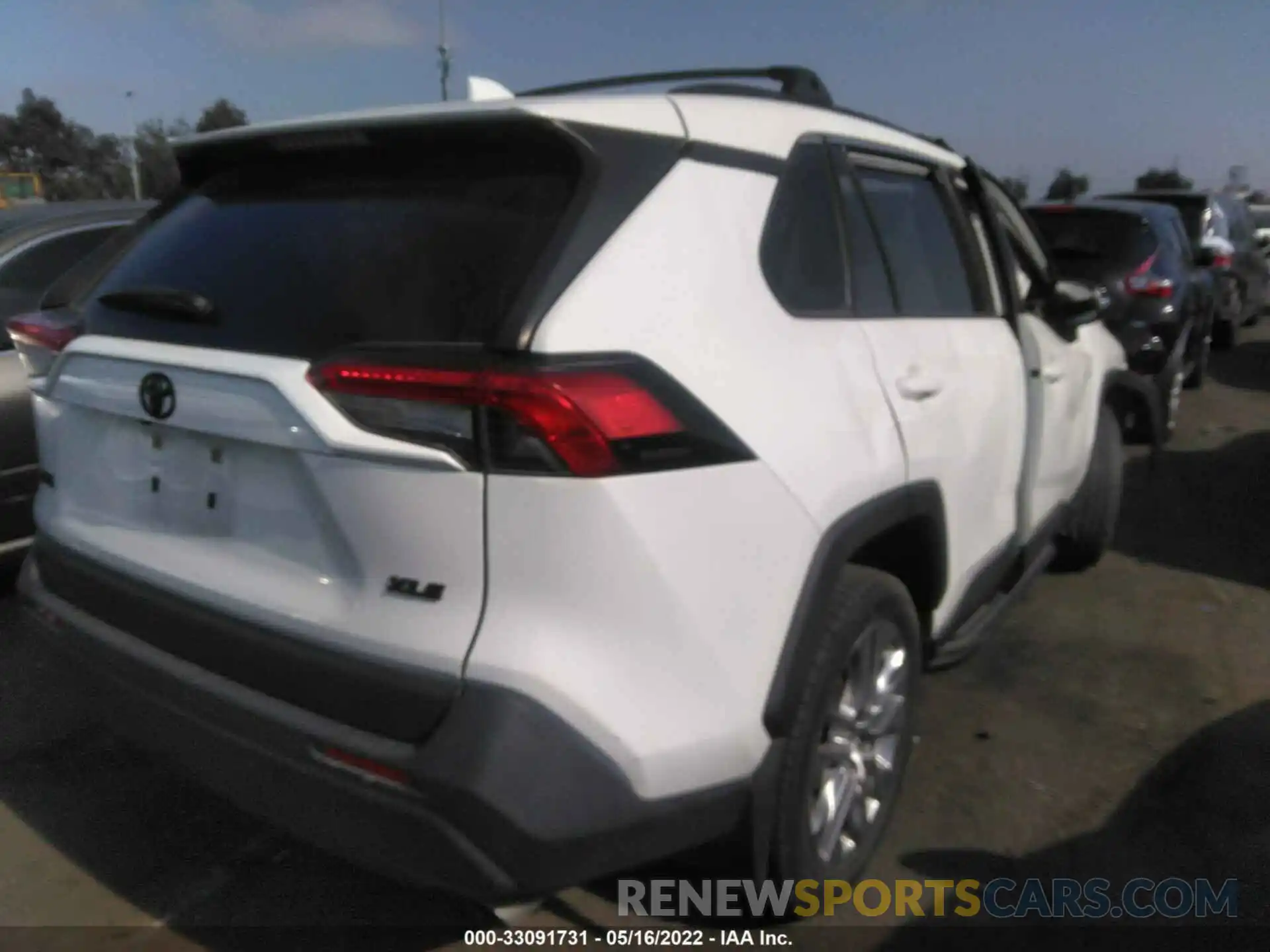 4 Photograph of a damaged car JTMC1RFV7KD026849 TOYOTA RAV4 2019