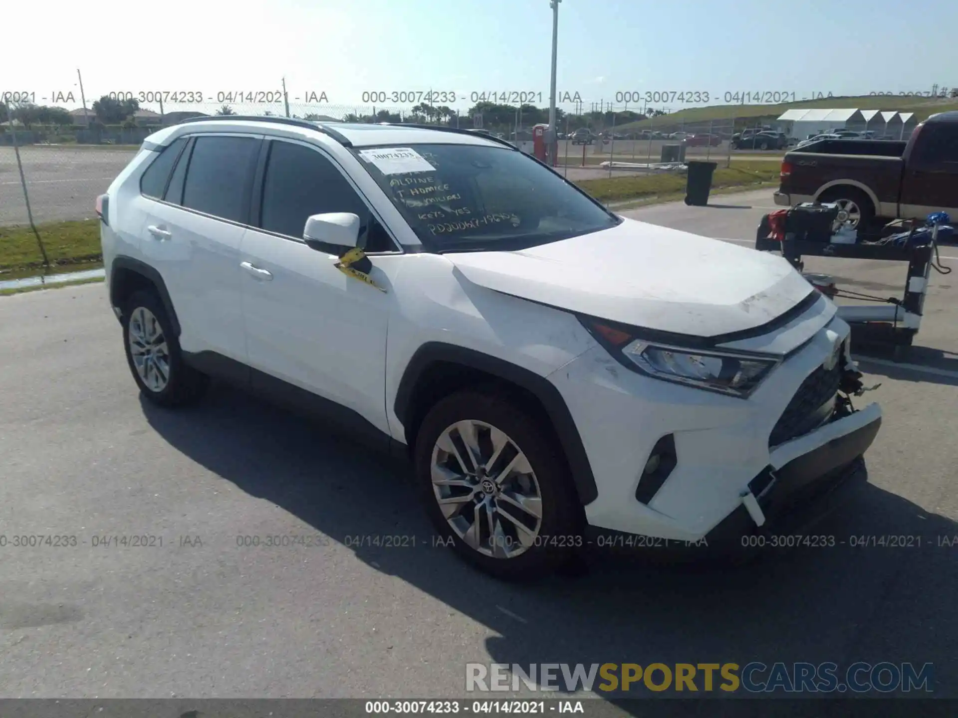 1 Photograph of a damaged car JTMC1RFV7KD039438 TOYOTA RAV4 2019