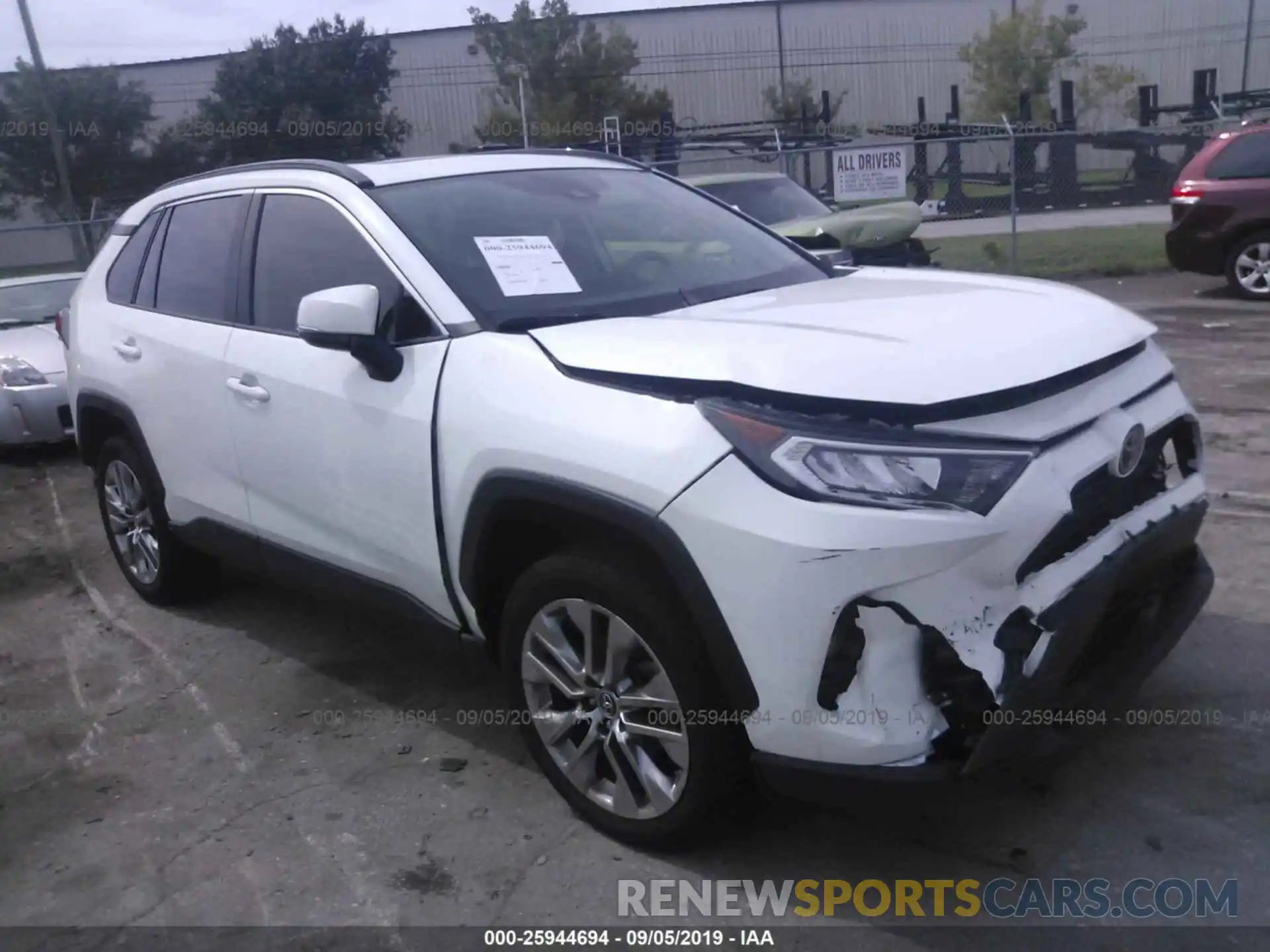 1 Photograph of a damaged car JTMC1RFV7KD508186 TOYOTA RAV4 2019