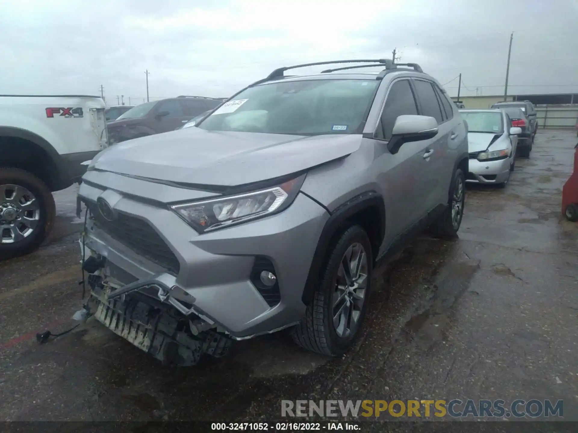 2 Photograph of a damaged car JTMC1RFV7KD510925 TOYOTA RAV4 2019