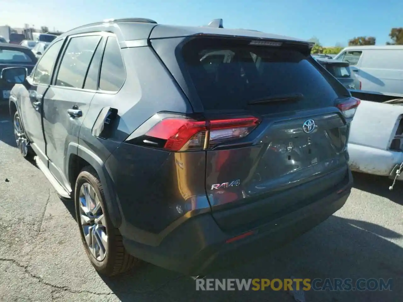 3 Photograph of a damaged car JTMC1RFV8KD011020 TOYOTA RAV4 2019