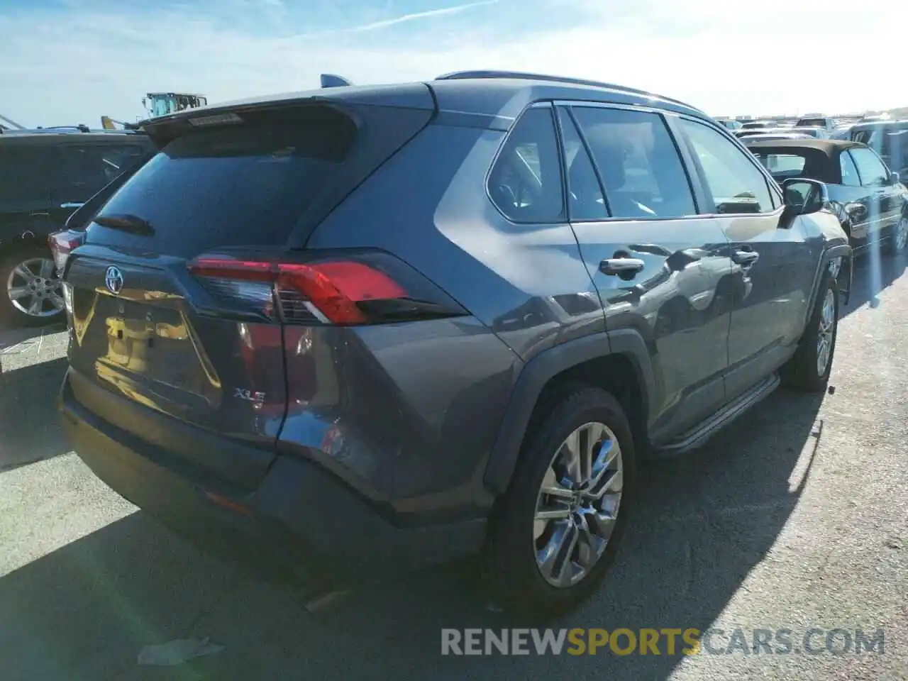 4 Photograph of a damaged car JTMC1RFV8KD011020 TOYOTA RAV4 2019