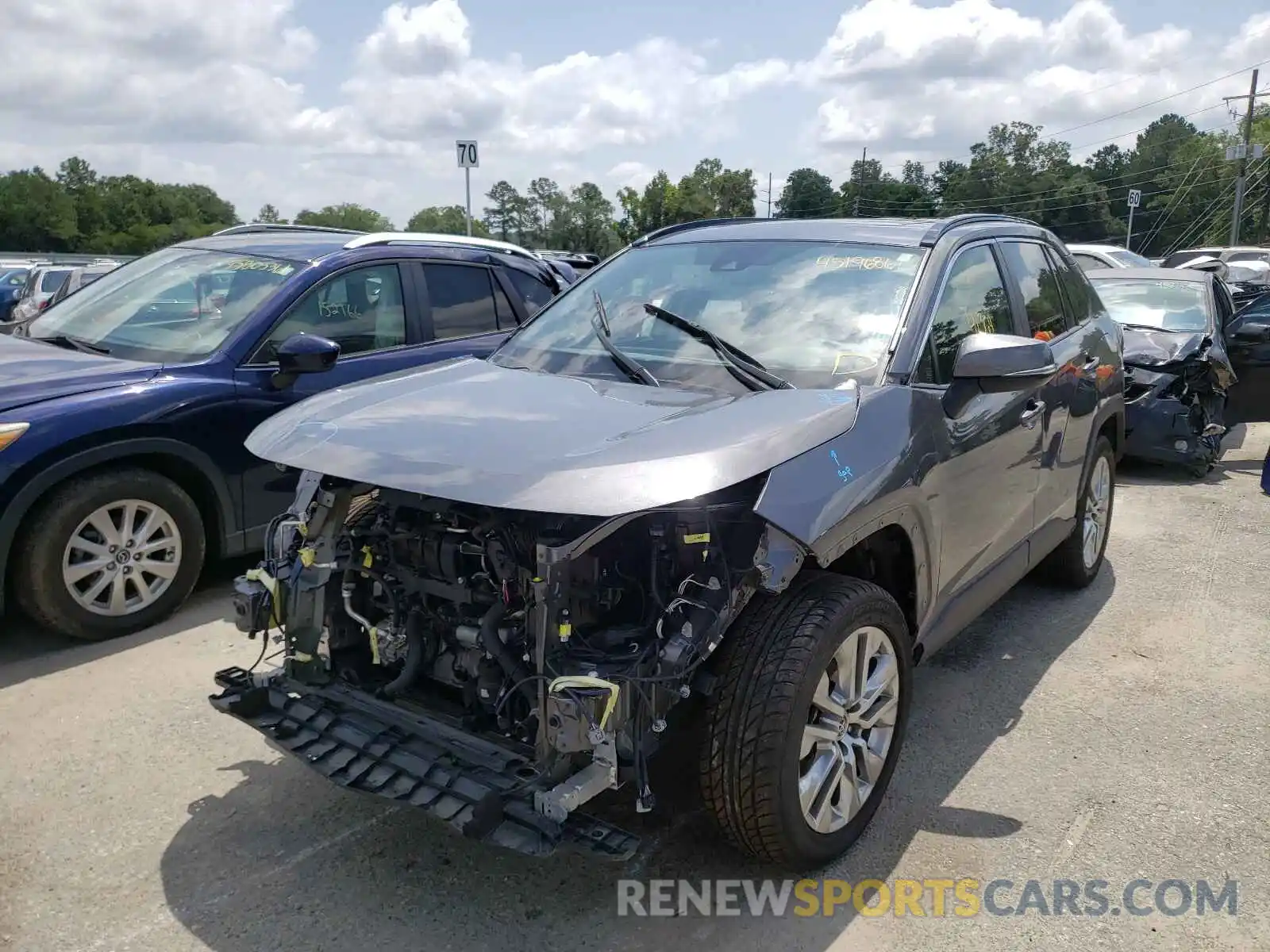 2 Photograph of a damaged car JTMC1RFV8KD014189 TOYOTA RAV4 2019