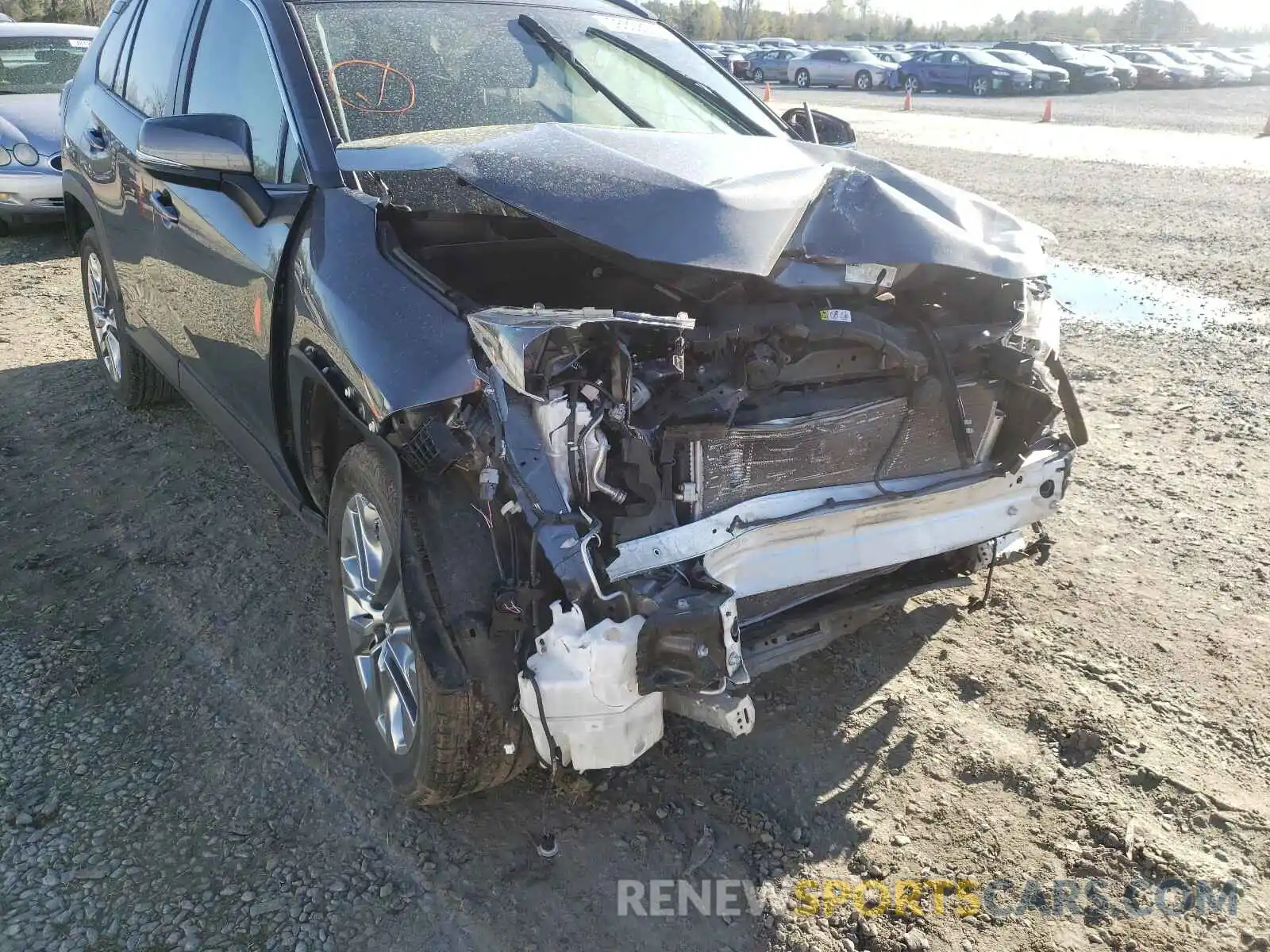 9 Photograph of a damaged car JTMC1RFV8KD020090 TOYOTA RAV4 2019