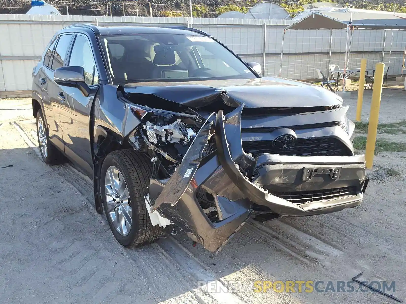 9 Photograph of a damaged car JTMC1RFV8KD027105 TOYOTA RAV4 2019