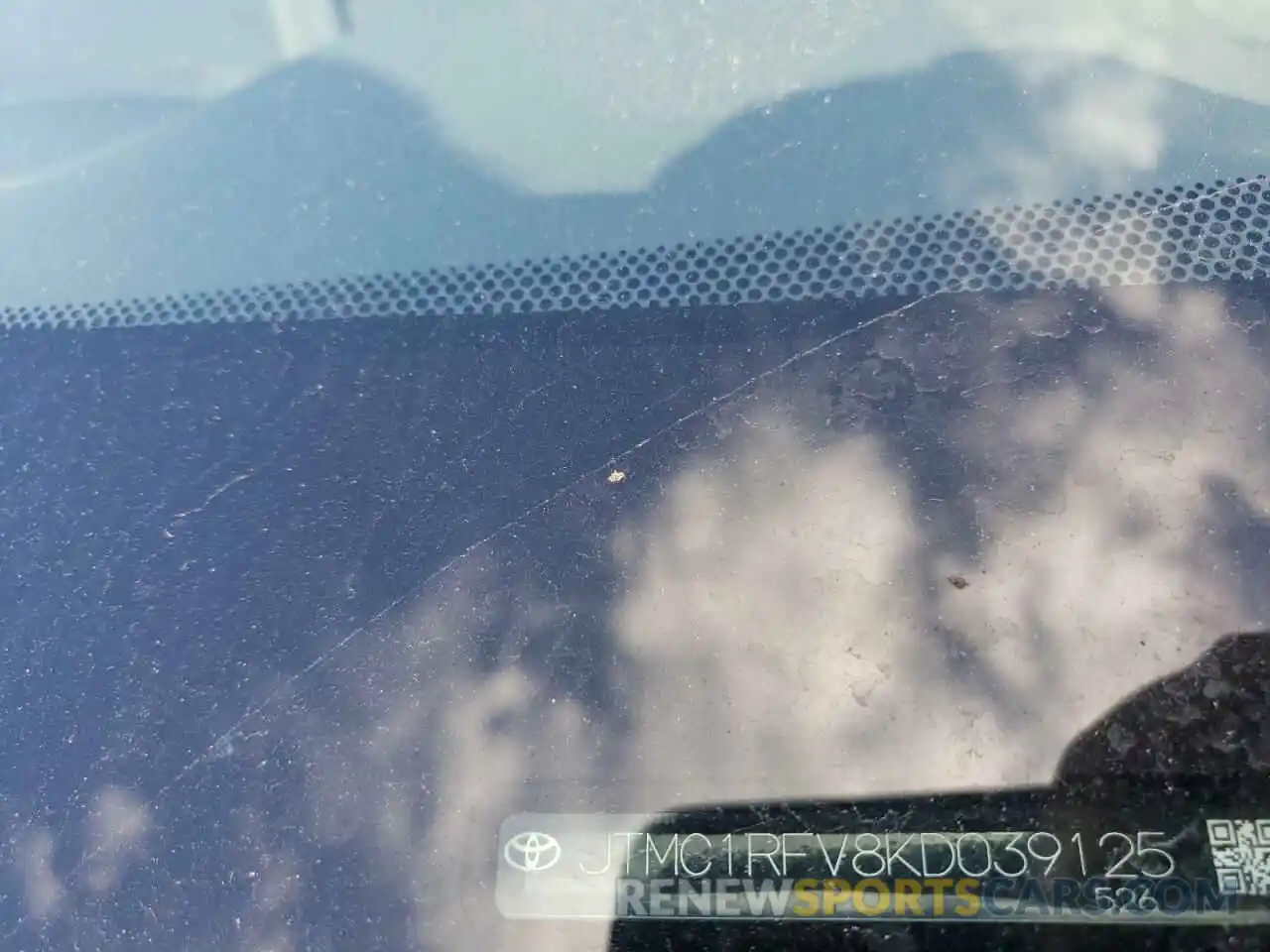 10 Photograph of a damaged car JTMC1RFV8KD039125 TOYOTA RAV4 2019