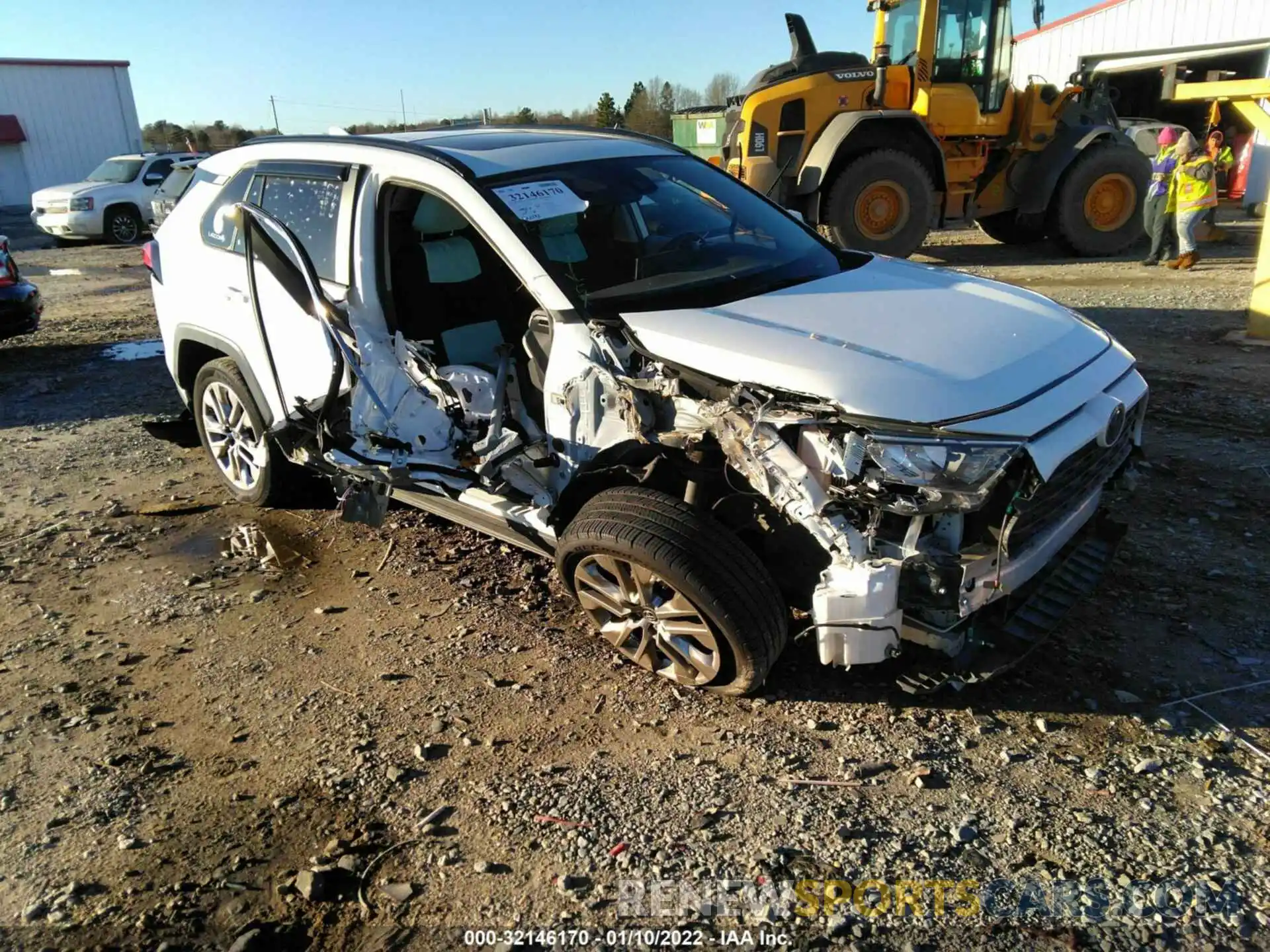 1 Photograph of a damaged car JTMC1RFV8KD504695 TOYOTA RAV4 2019