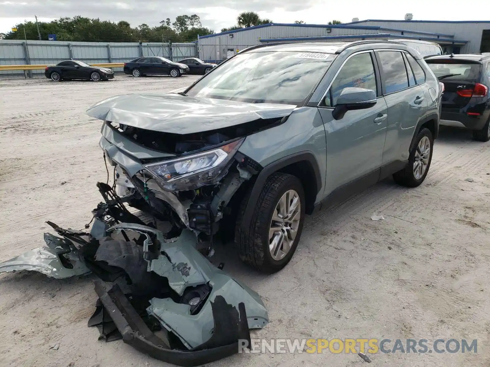 2 Photograph of a damaged car JTMC1RFV9KD008353 TOYOTA RAV4 2019