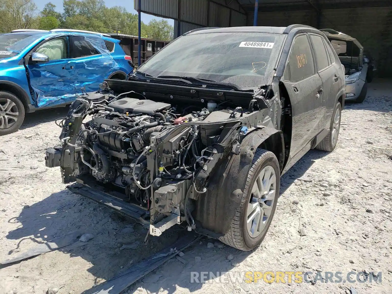 2 Фотография поврежденного автомобиля JTMC1RFV9KD021667 TOYOTA RAV4 2019