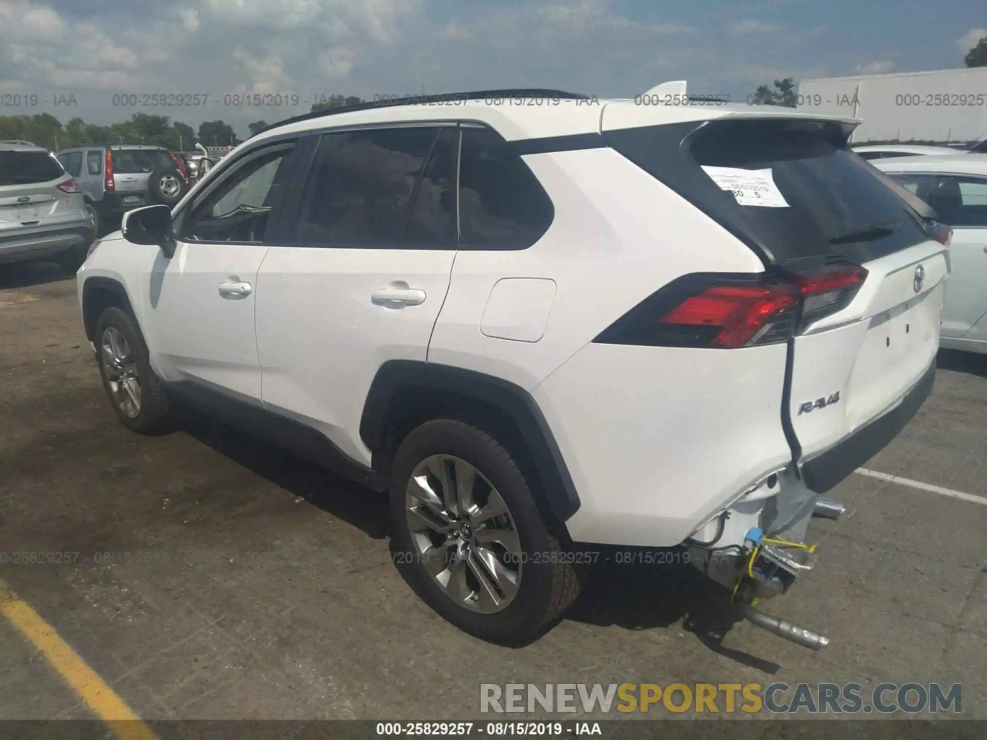 3 Photograph of a damaged car JTMC1RFV9KD513437 TOYOTA RAV4 2019