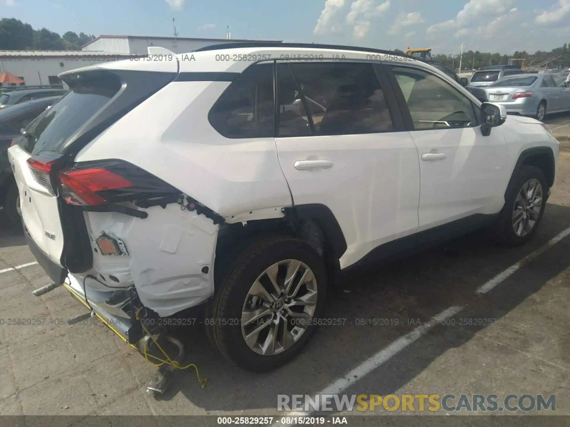 4 Photograph of a damaged car JTMC1RFV9KD513437 TOYOTA RAV4 2019