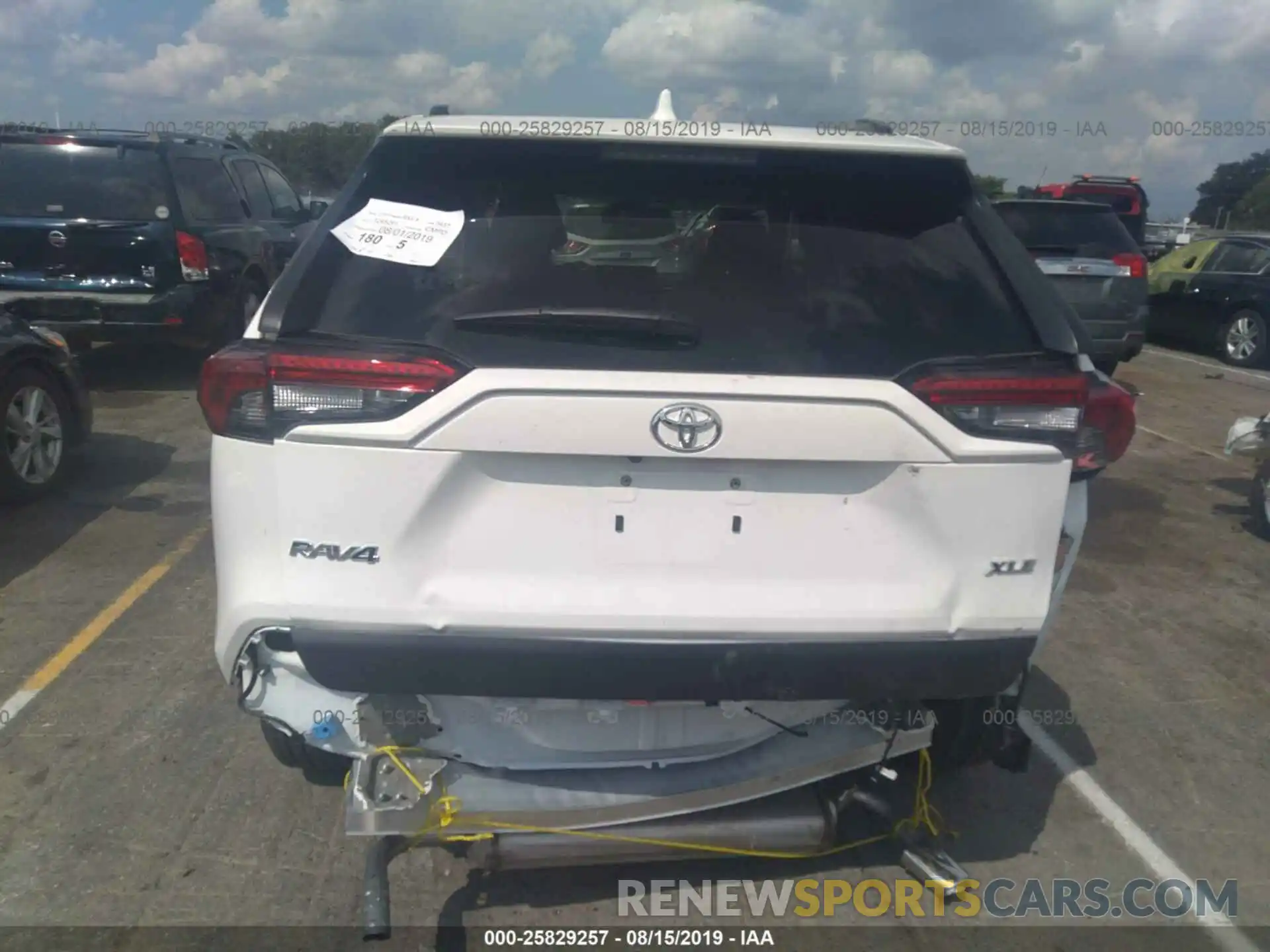 6 Photograph of a damaged car JTMC1RFV9KD513437 TOYOTA RAV4 2019