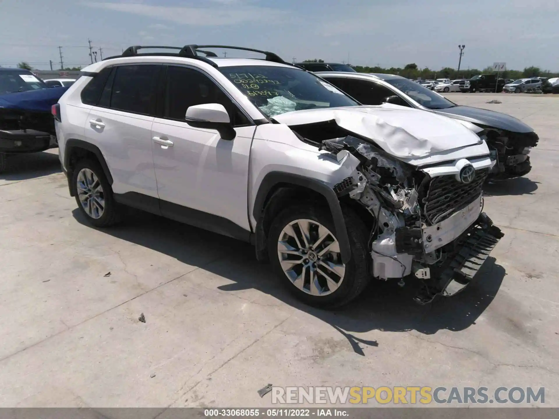 1 Photograph of a damaged car JTMC1RFV9KD513597 TOYOTA RAV4 2019