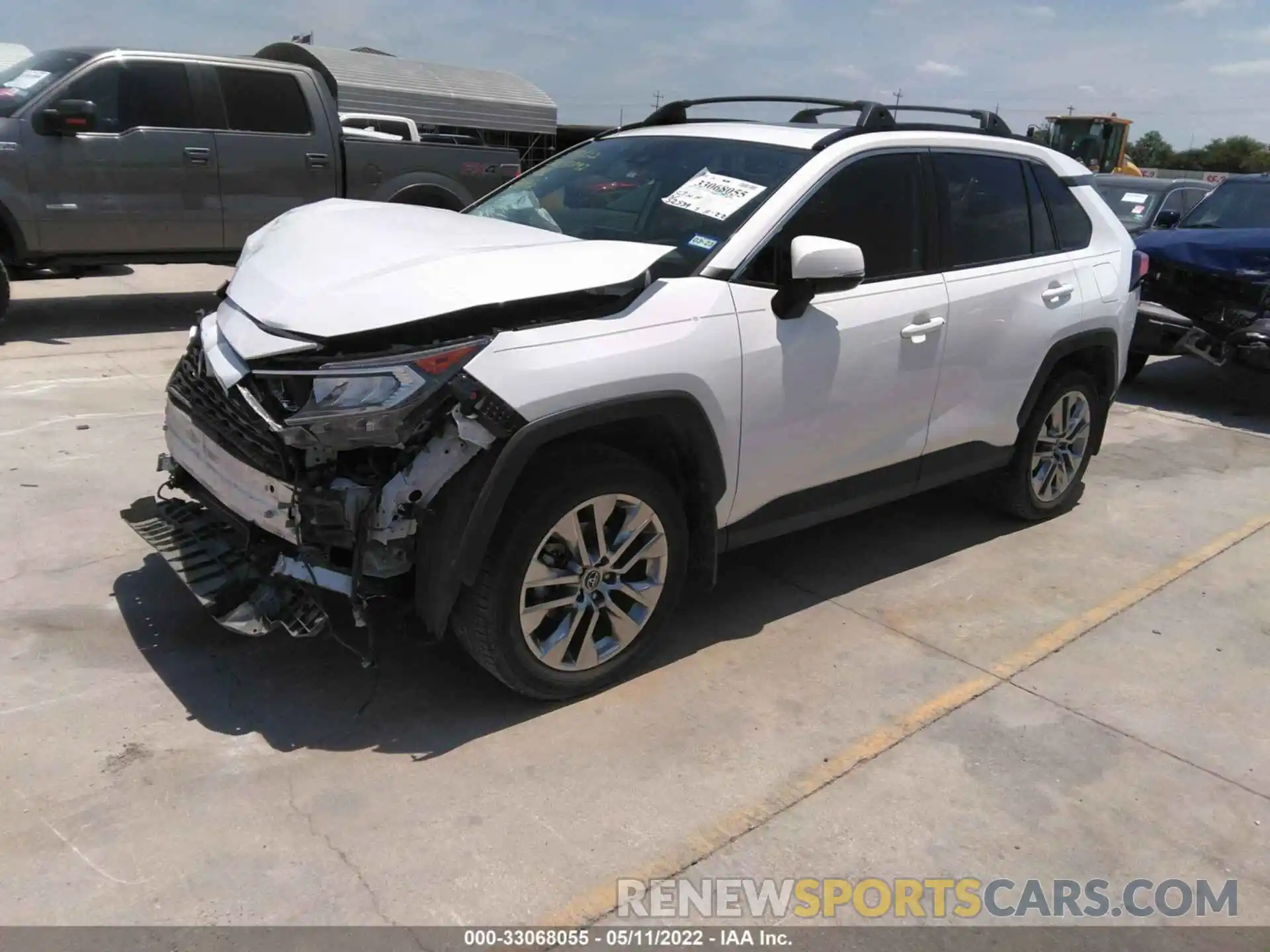 2 Photograph of a damaged car JTMC1RFV9KD513597 TOYOTA RAV4 2019