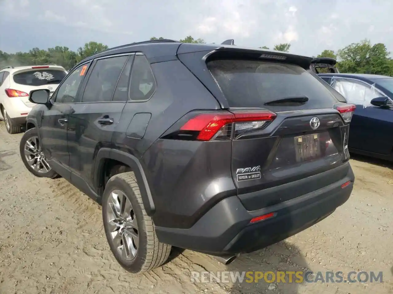 3 Photograph of a damaged car JTMC1RFV9KJ002554 TOYOTA RAV4 2019