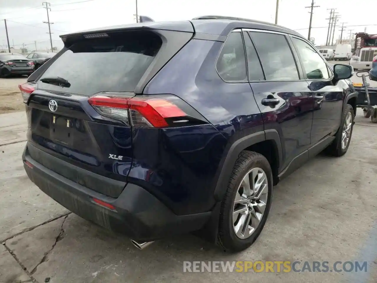 4 Photograph of a damaged car JTMC1RFV9KJ014932 TOYOTA RAV4 2019