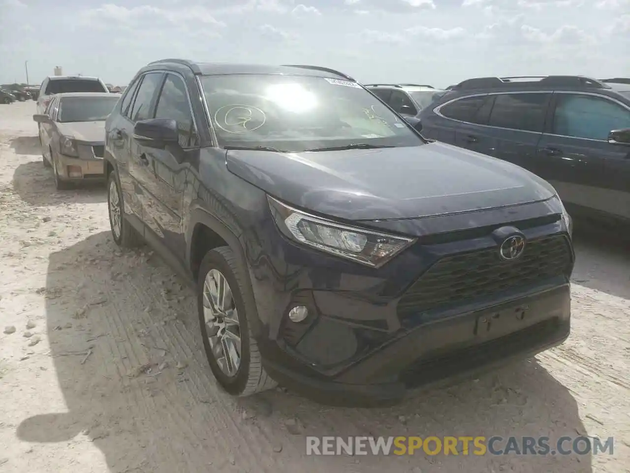 9 Photograph of a damaged car JTMC1RFVXKD004361 TOYOTA RAV4 2019