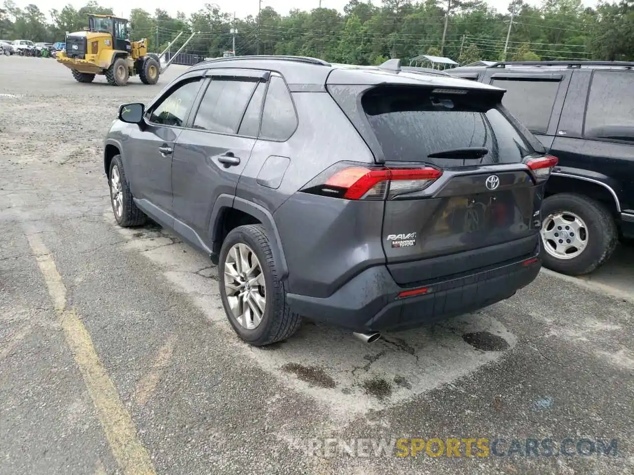 3 Photograph of a damaged car JTMC1RFVXKD007549 TOYOTA RAV4 2019