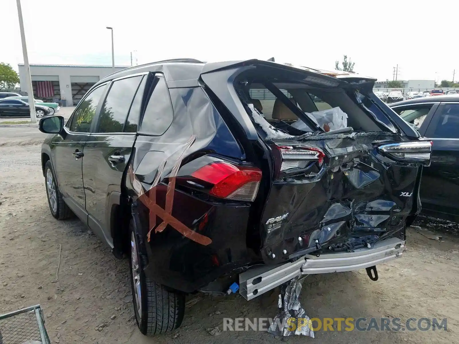 3 Photograph of a damaged car JTMC1RFVXKD011035 TOYOTA RAV4 2019
