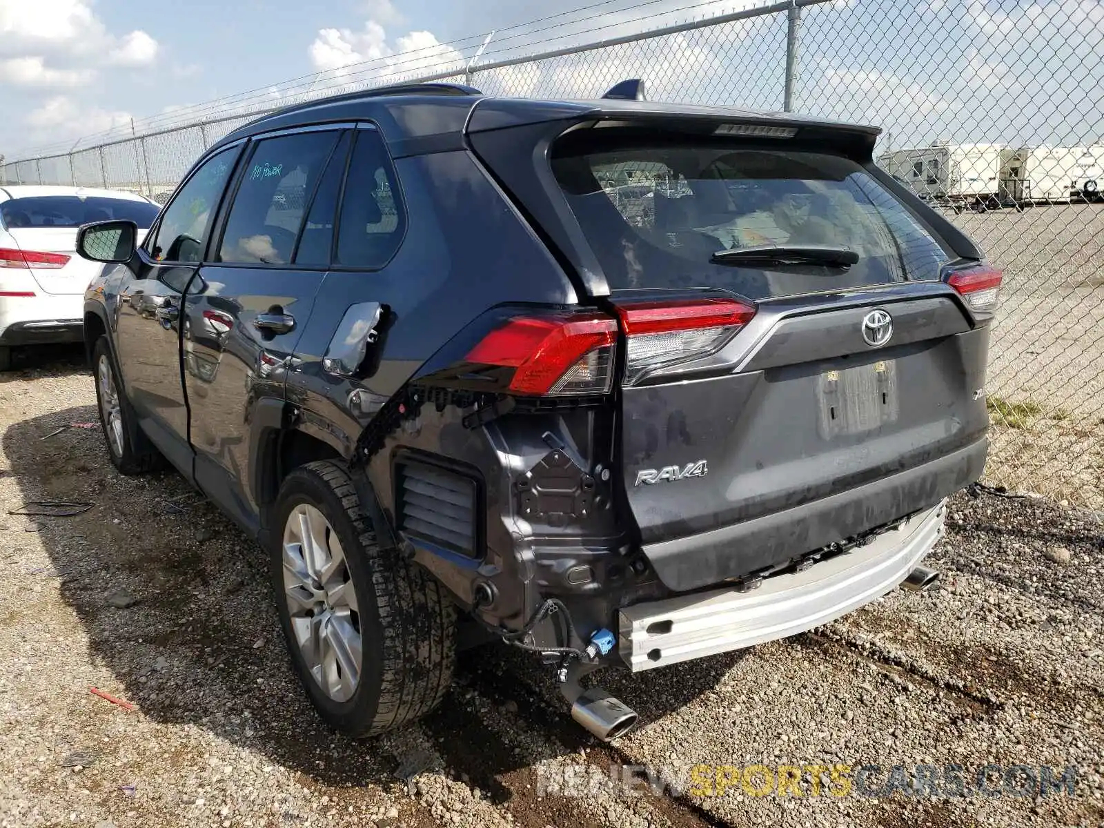 3 Photograph of a damaged car JTMC1RFVXKD029938 TOYOTA RAV4 2019