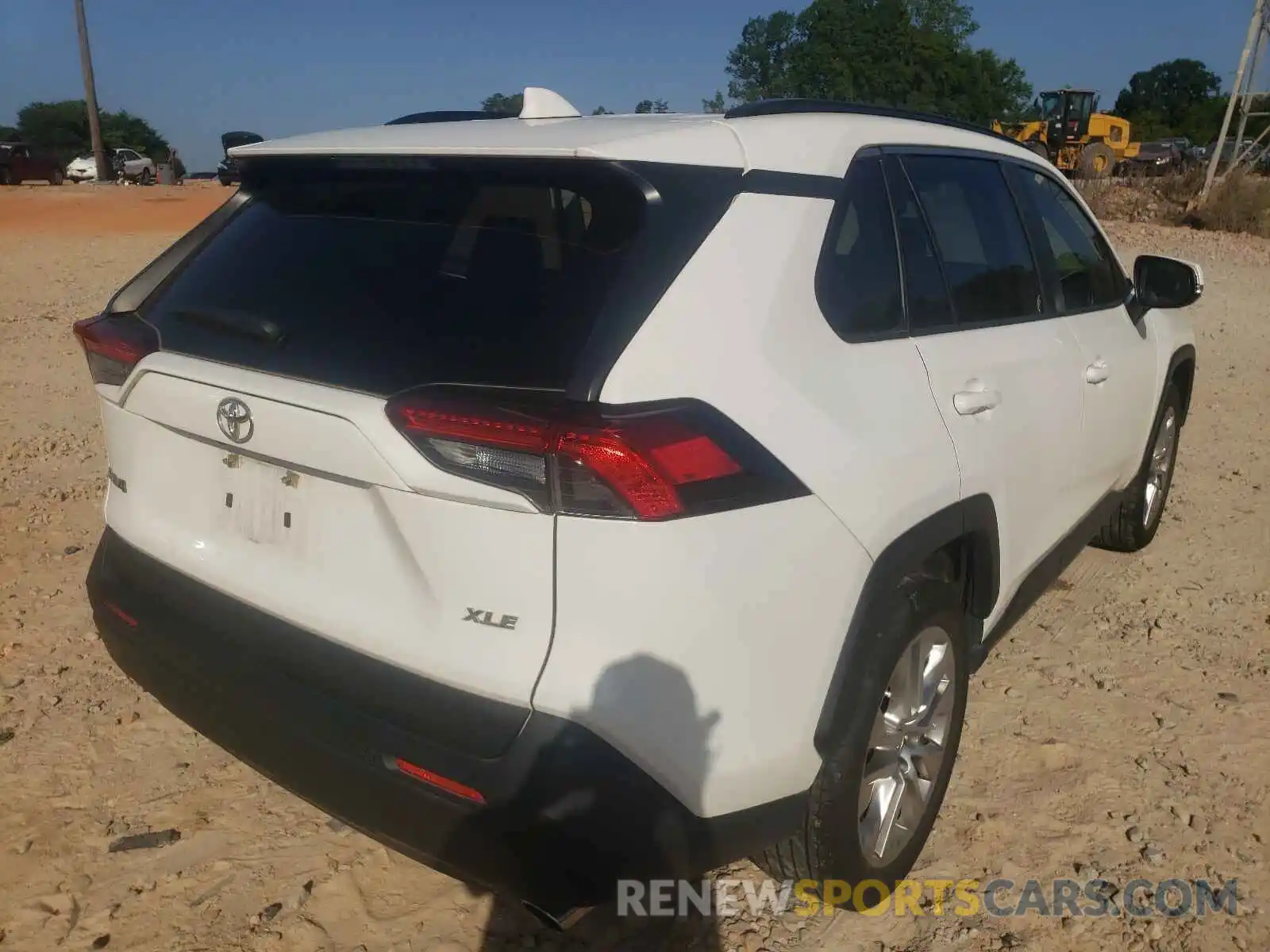 4 Photograph of a damaged car JTMC1RFVXKD032807 TOYOTA RAV4 2019