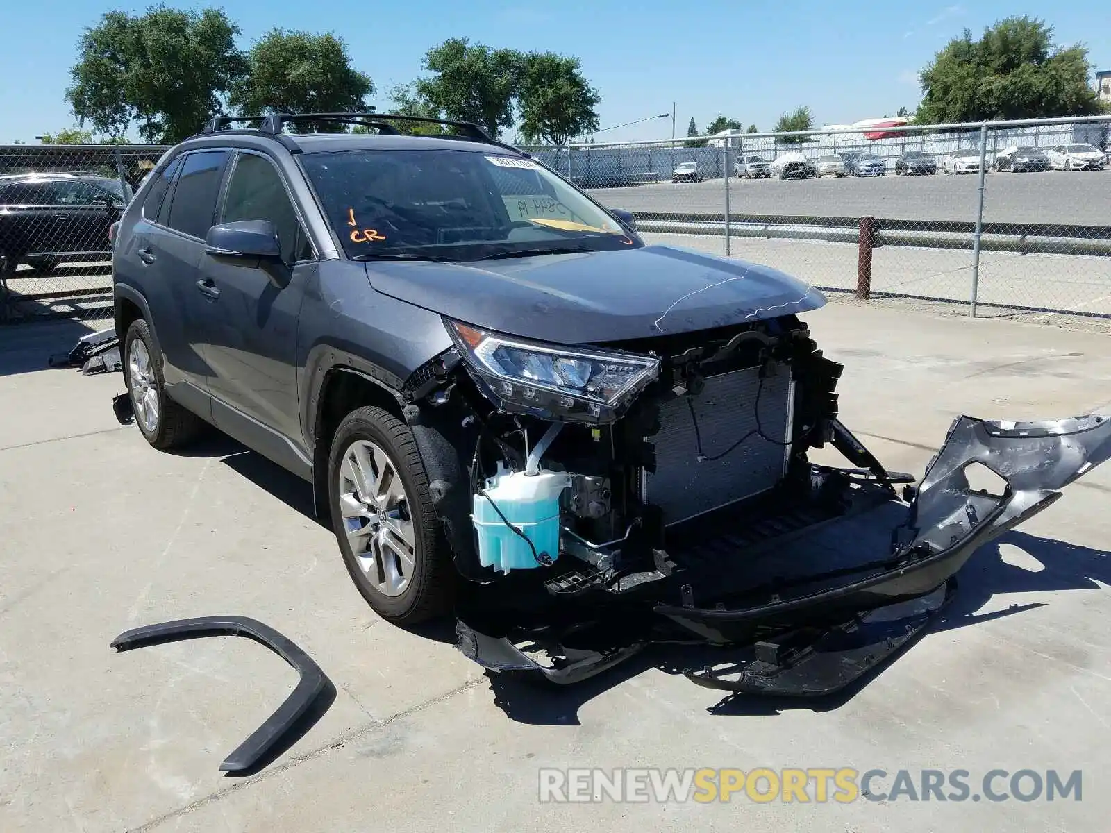 1 Photograph of a damaged car JTMC1RFVXKD040745 TOYOTA RAV4 2019