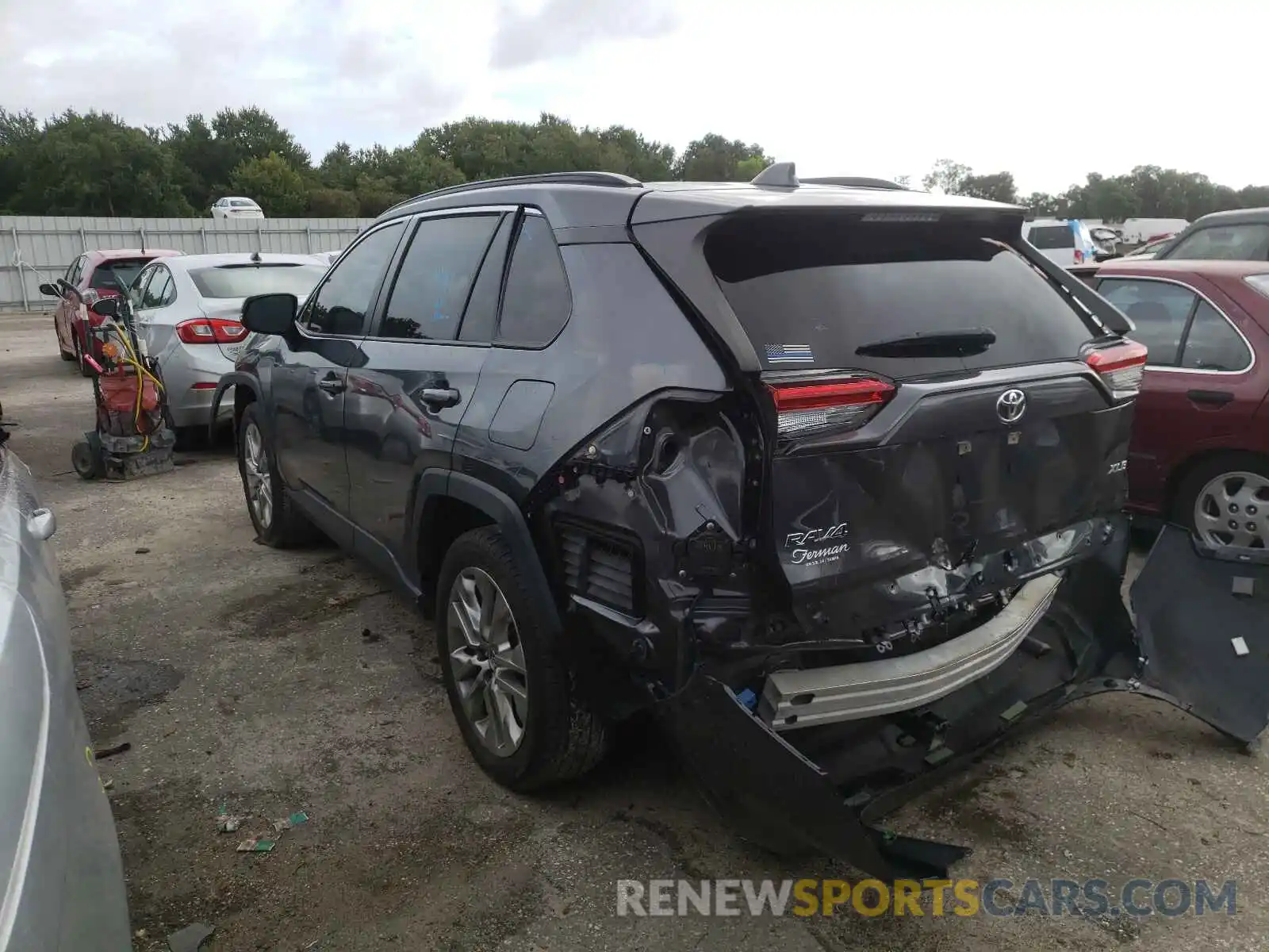 3 Photograph of a damaged car JTMC1RFVXKD514984 TOYOTA RAV4 2019