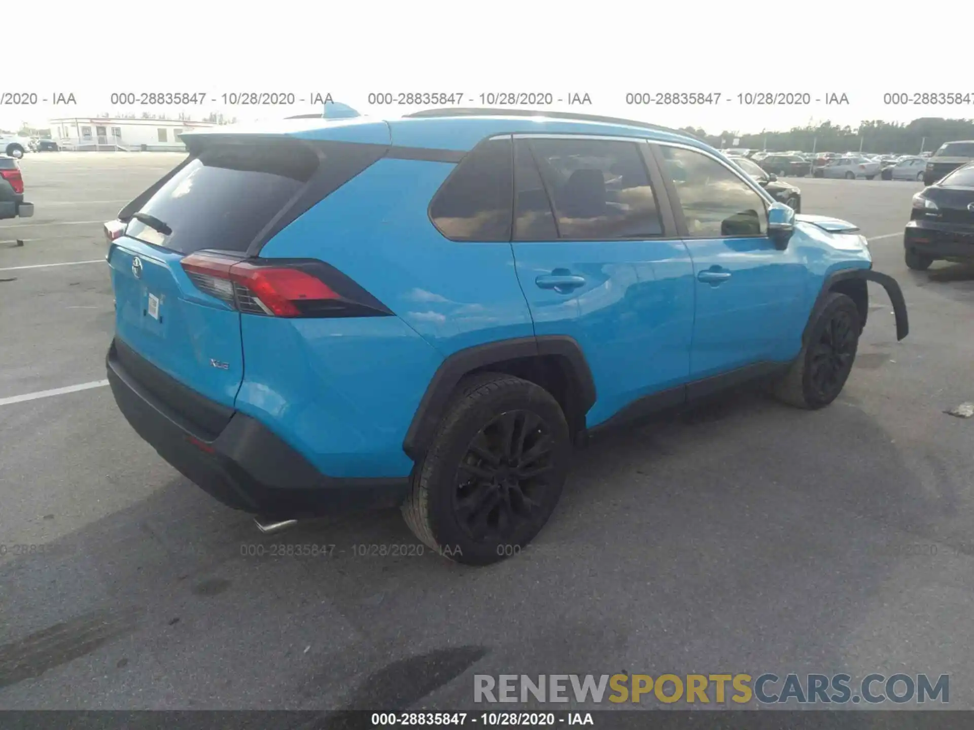 4 Photograph of a damaged car JTMC1RFVXKD516525 TOYOTA RAV4 2019