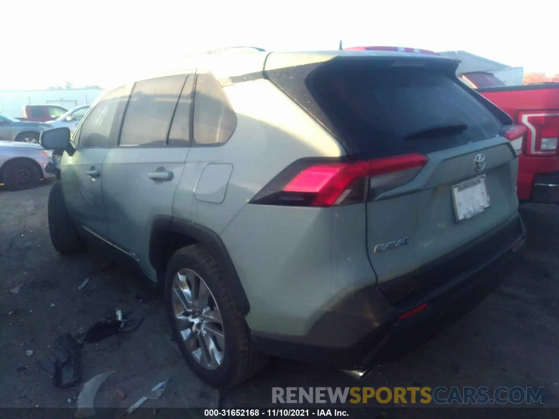 3 Photograph of a damaged car JTMC1RFVXKJ012686 TOYOTA RAV4 2019