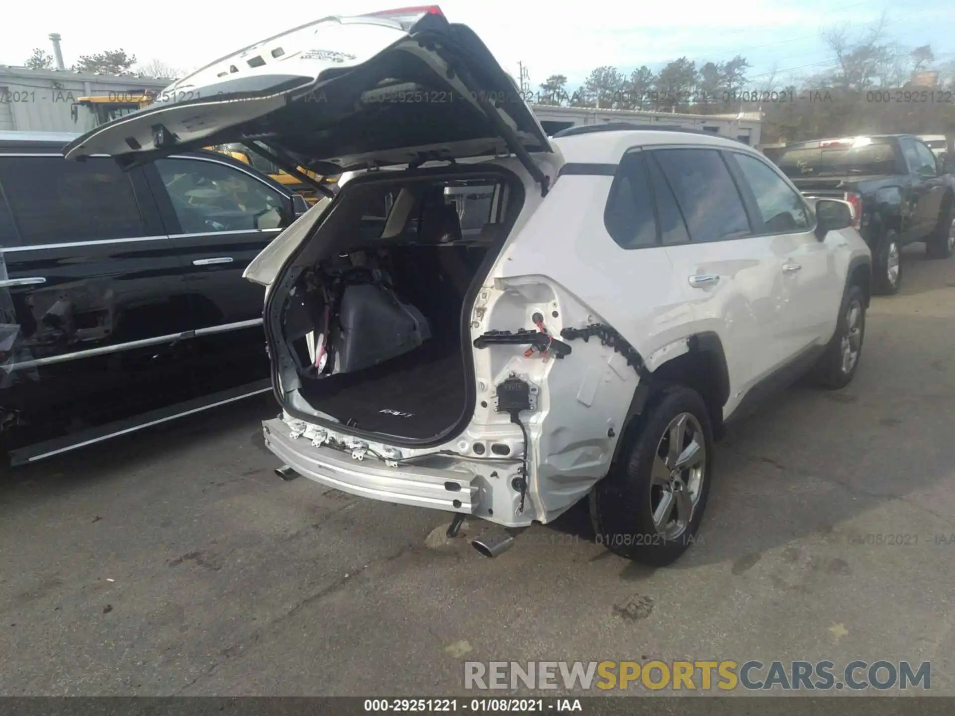 4 Фотография поврежденного автомобиля JTMDWRFV0KD003564 TOYOTA RAV4 2019