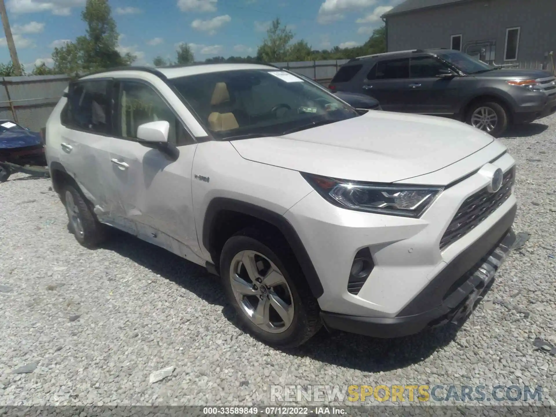 1 Photograph of a damaged car JTMDWRFV0KD030215 TOYOTA RAV4 2019