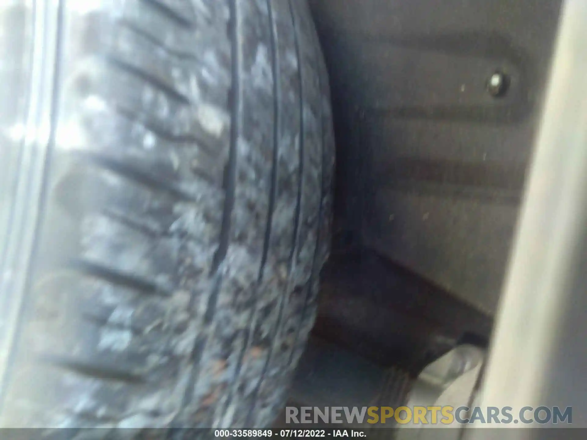 16 Фотография поврежденного автомобиля JTMDWRFV0KD030215 TOYOTA RAV4 2019