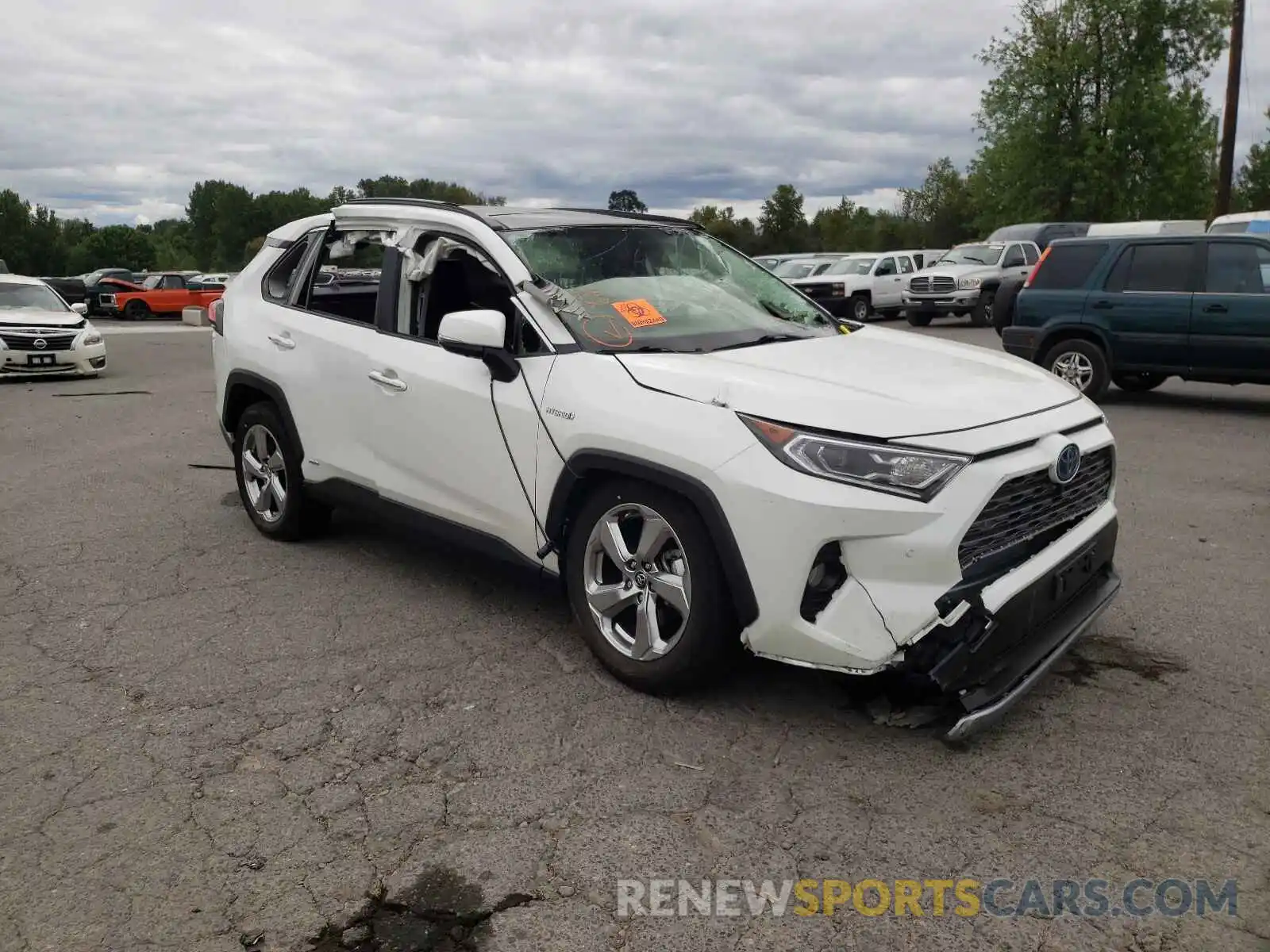 1 Photograph of a damaged car JTMDWRFV0KD516796 TOYOTA RAV4 2019