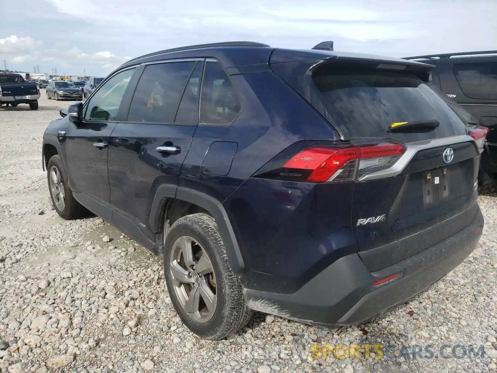 3 Фотография поврежденного автомобиля JTMDWRFV1KD012435 TOYOTA RAV4 2019