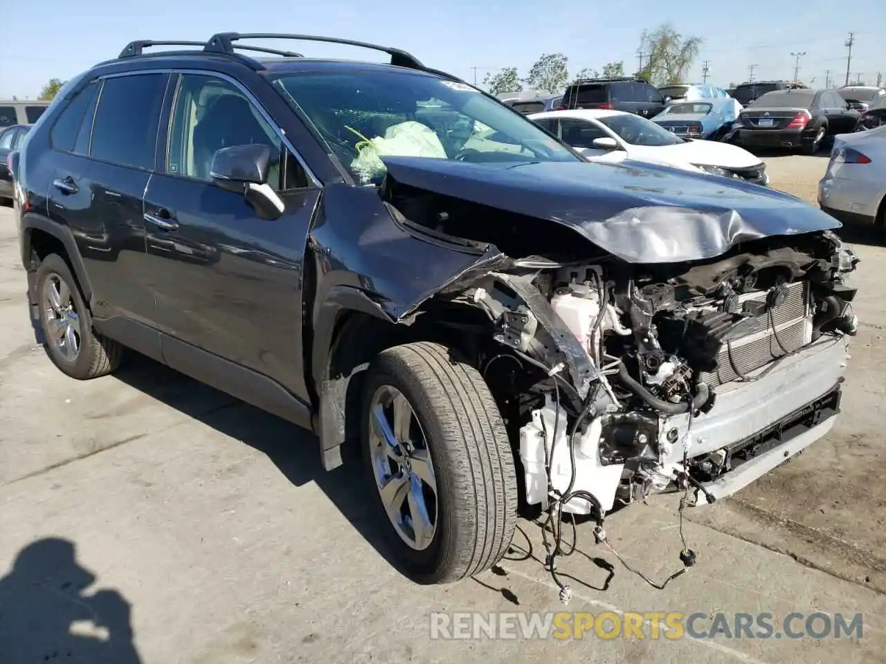 1 Photograph of a damaged car JTMDWRFV1KD027596 TOYOTA RAV4 2019