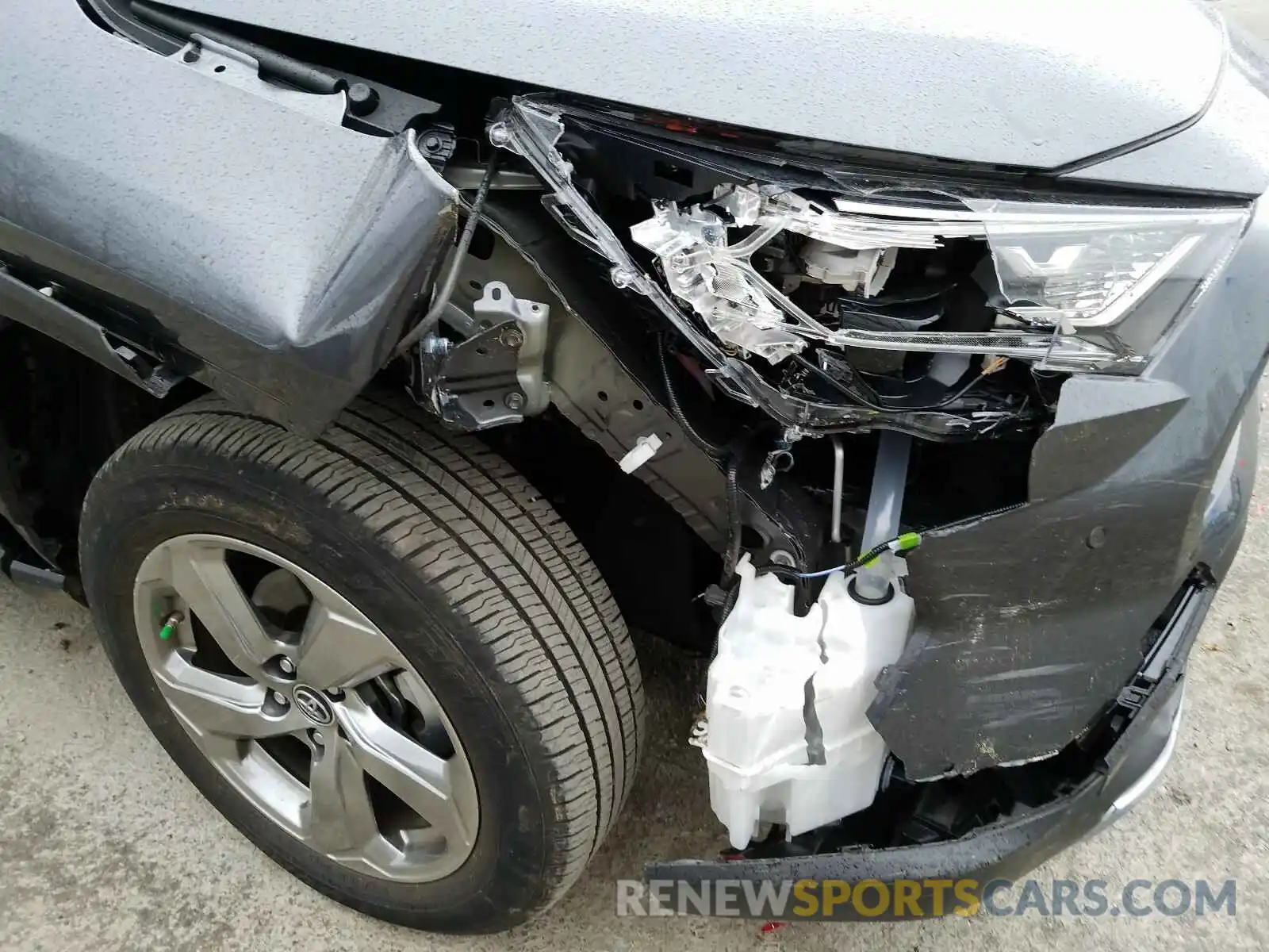 9 Фотография поврежденного автомобиля JTMDWRFV1KD032183 TOYOTA RAV4 2019