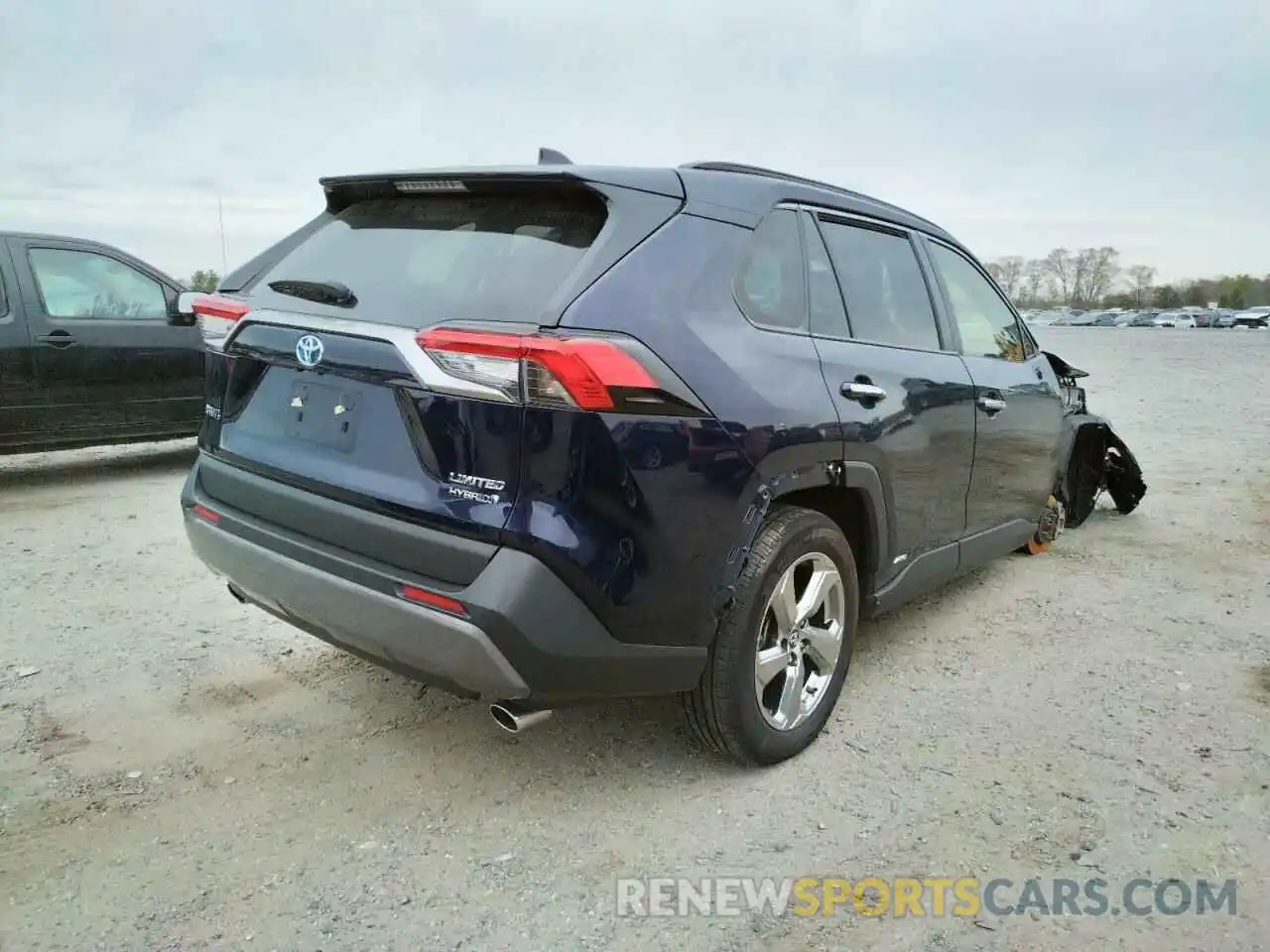 4 Photograph of a damaged car JTMDWRFV1KJ005924 TOYOTA RAV4 2019