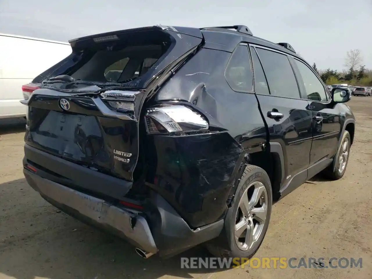 4 Photograph of a damaged car JTMDWRFV1KJ010279 TOYOTA RAV4 2019