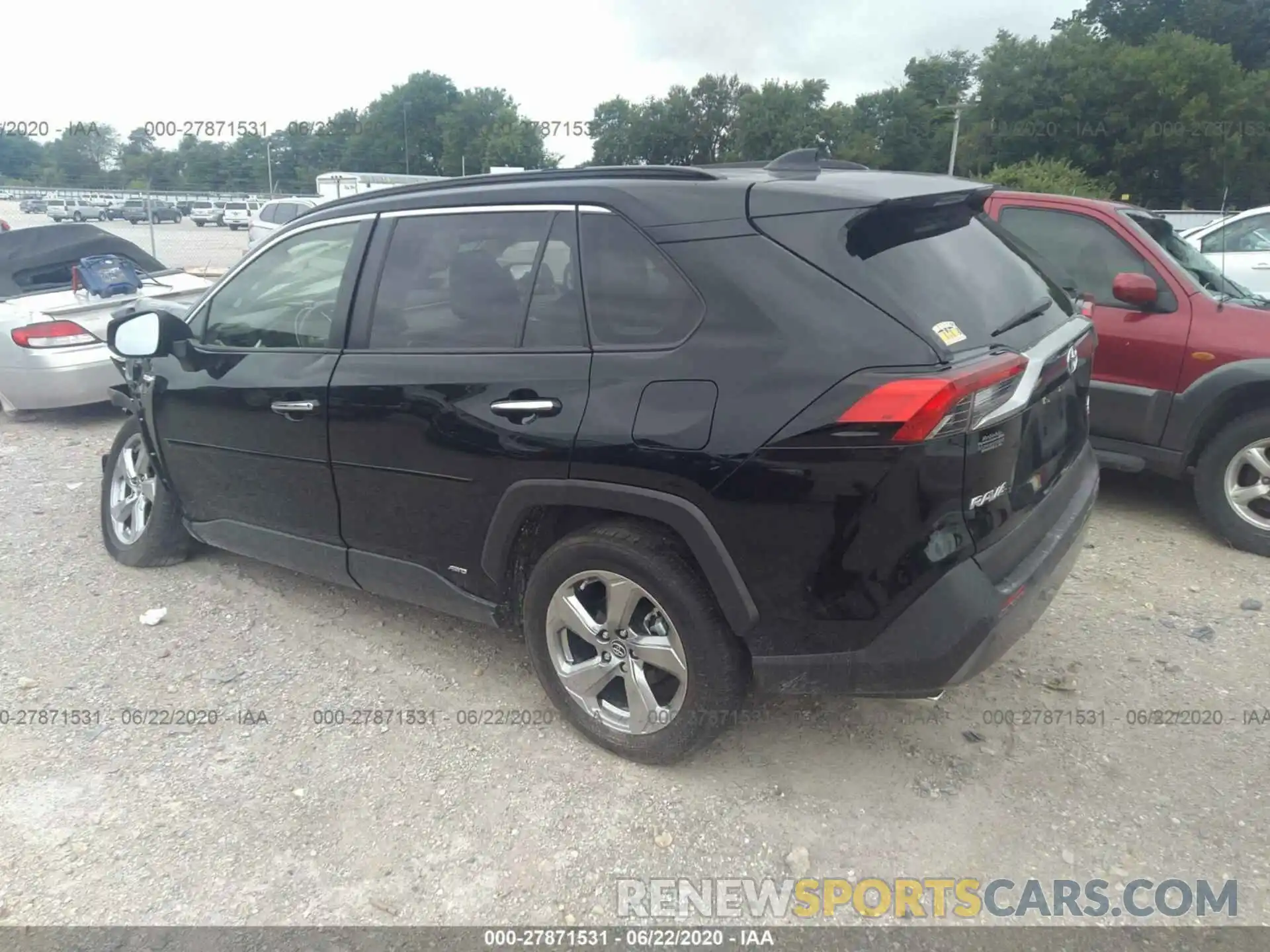 3 Photograph of a damaged car JTMDWRFV2KD006708 TOYOTA RAV4 2019