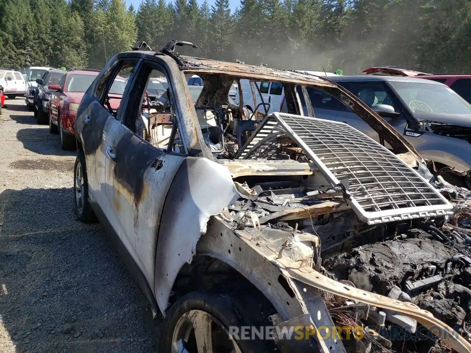 10 Photograph of a damaged car JTMDWRFV2KD516069 TOYOTA RAV4 2019