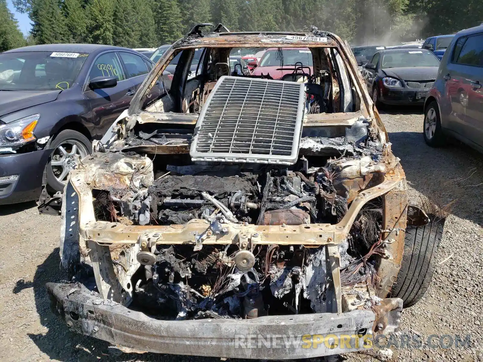 9 Photograph of a damaged car JTMDWRFV2KD516069 TOYOTA RAV4 2019