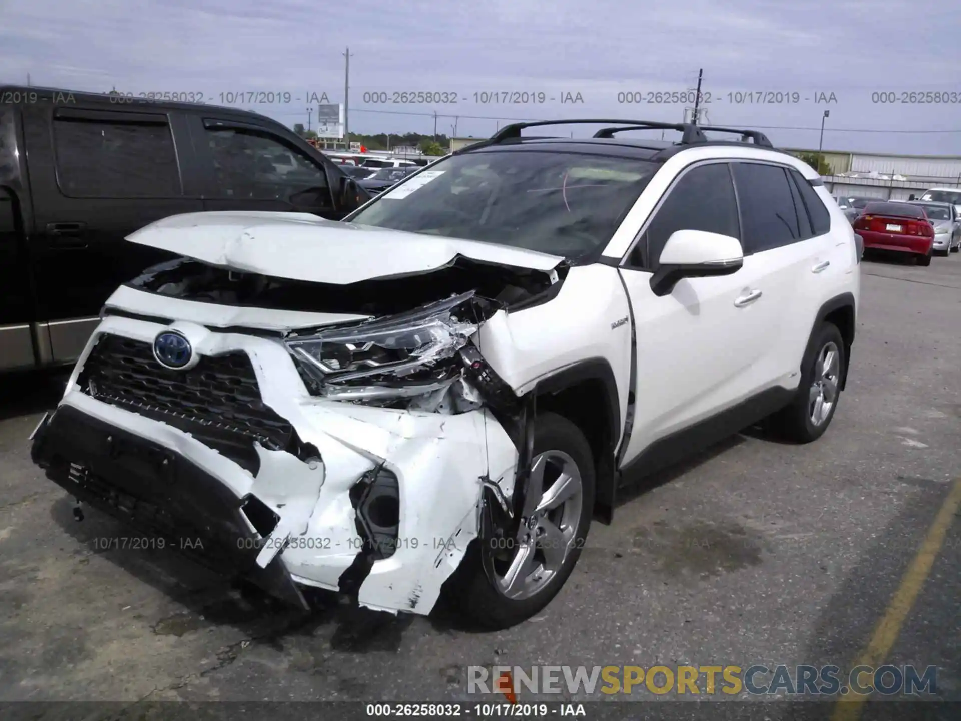 2 Фотография поврежденного автомобиля JTMDWRFV2KD517593 TOYOTA RAV4 2019