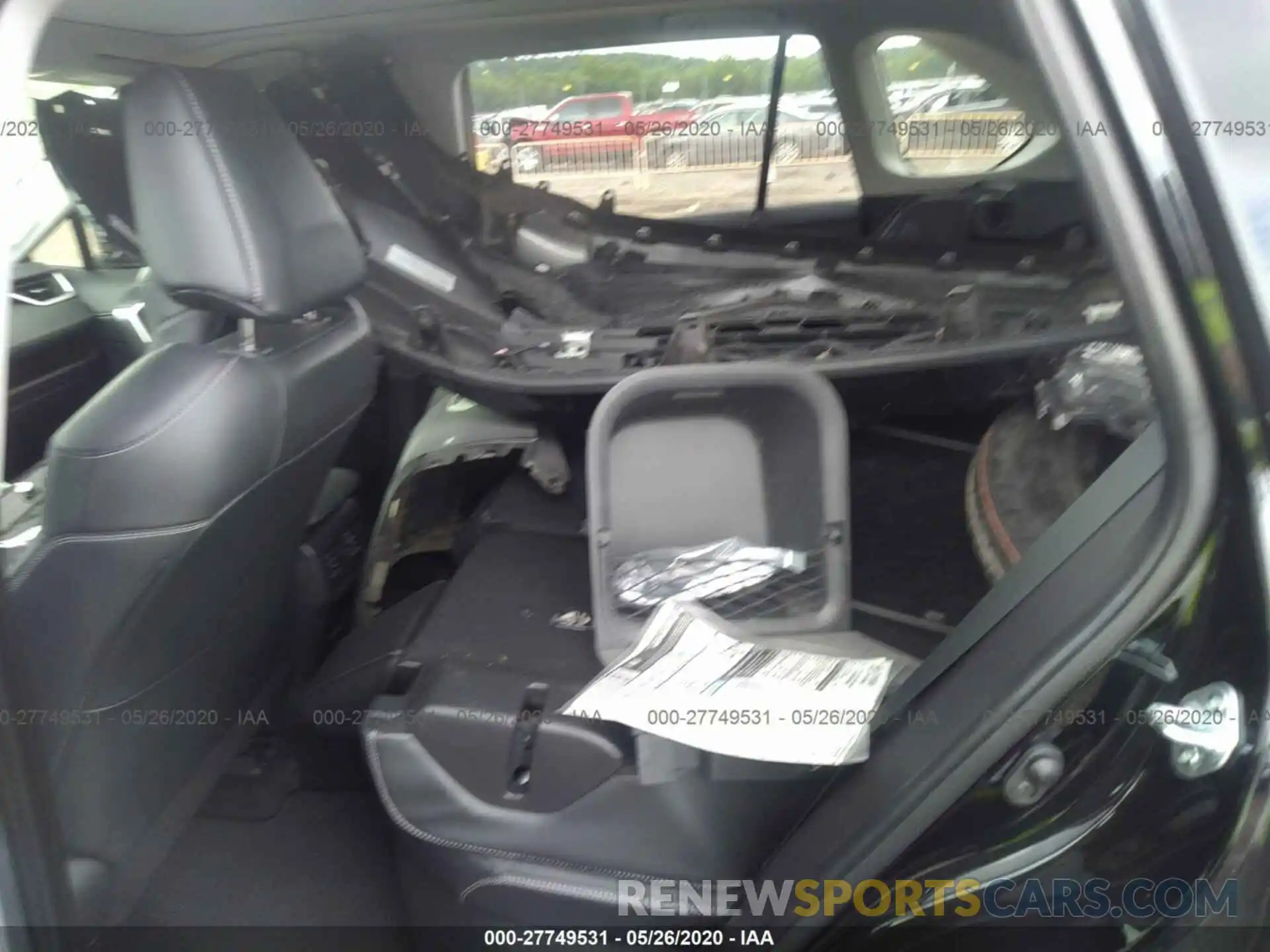 8 Photograph of a damaged car JTMDWRFV2KD518632 TOYOTA RAV4 2019