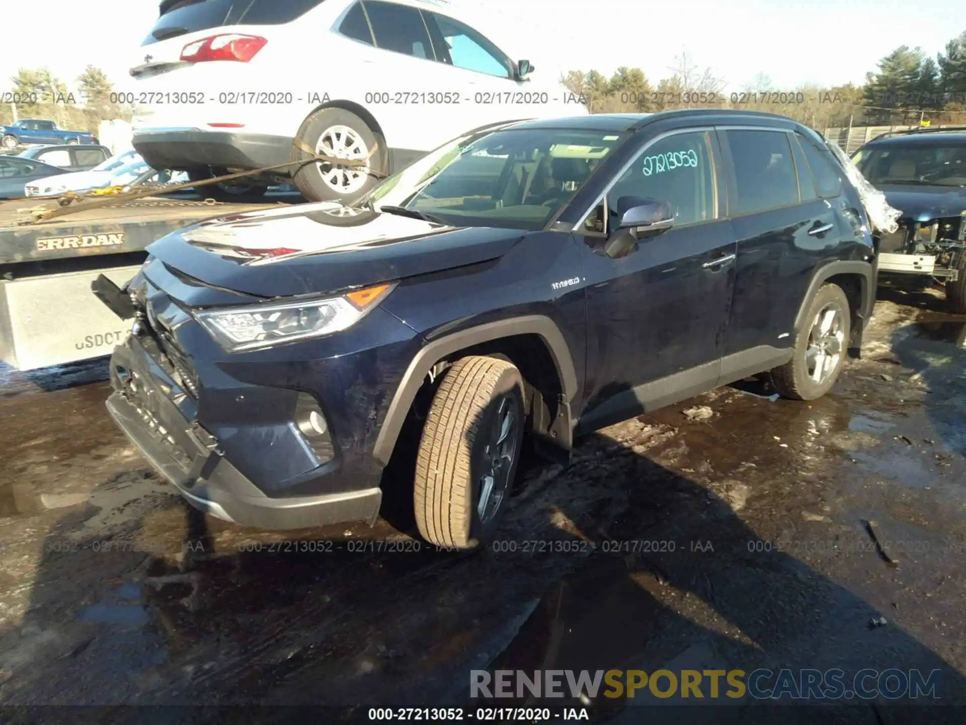 2 Фотография поврежденного автомобиля JTMDWRFV2KD523281 TOYOTA RAV4 2019