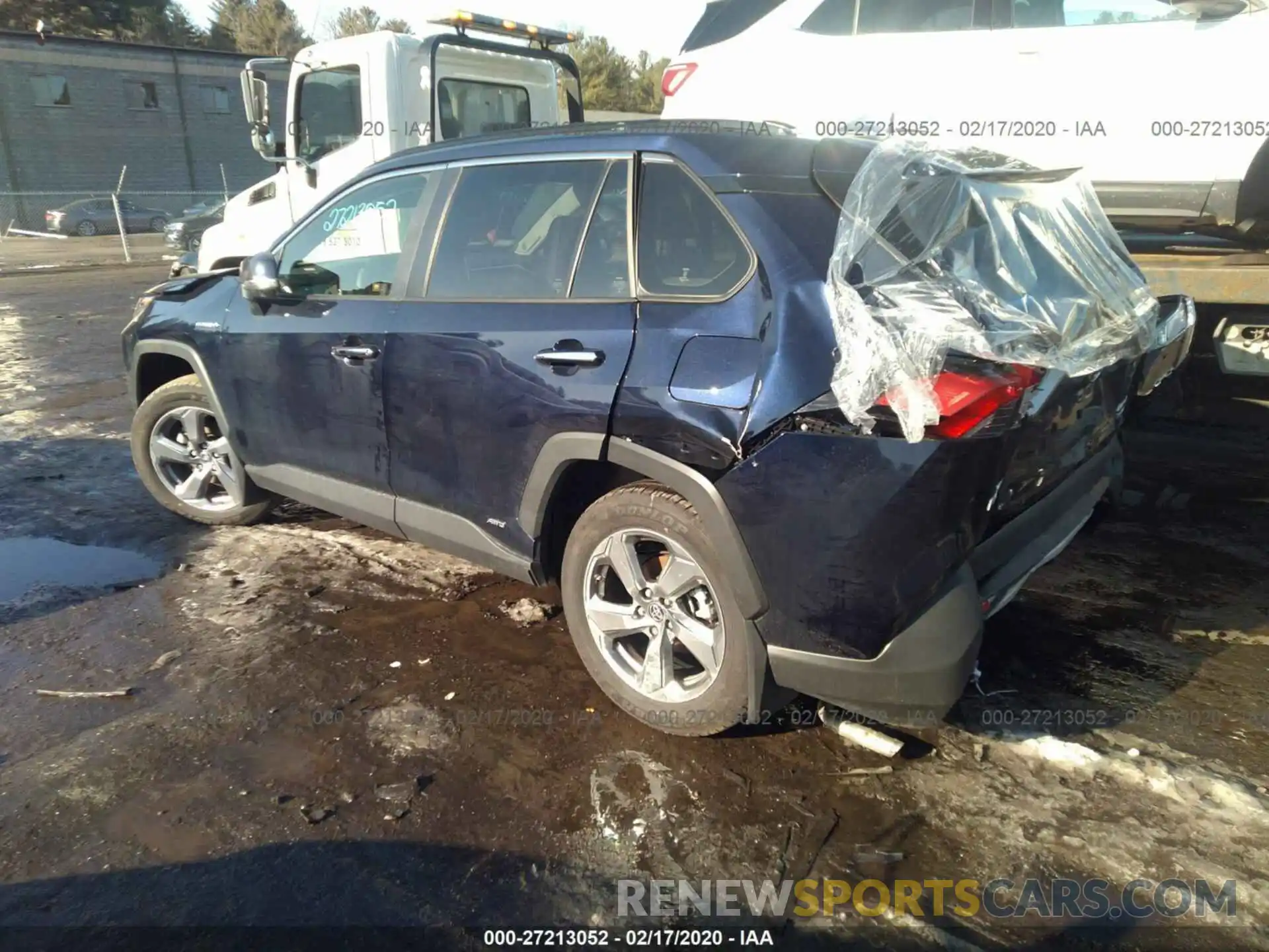 3 Фотография поврежденного автомобиля JTMDWRFV2KD523281 TOYOTA RAV4 2019