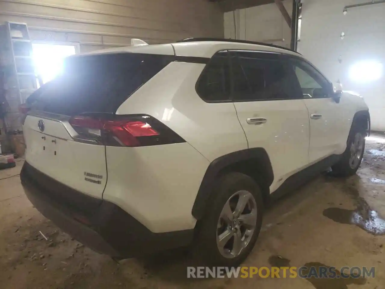 4 Фотография поврежденного автомобиля JTMDWRFV2KJ003678 TOYOTA RAV4 2019