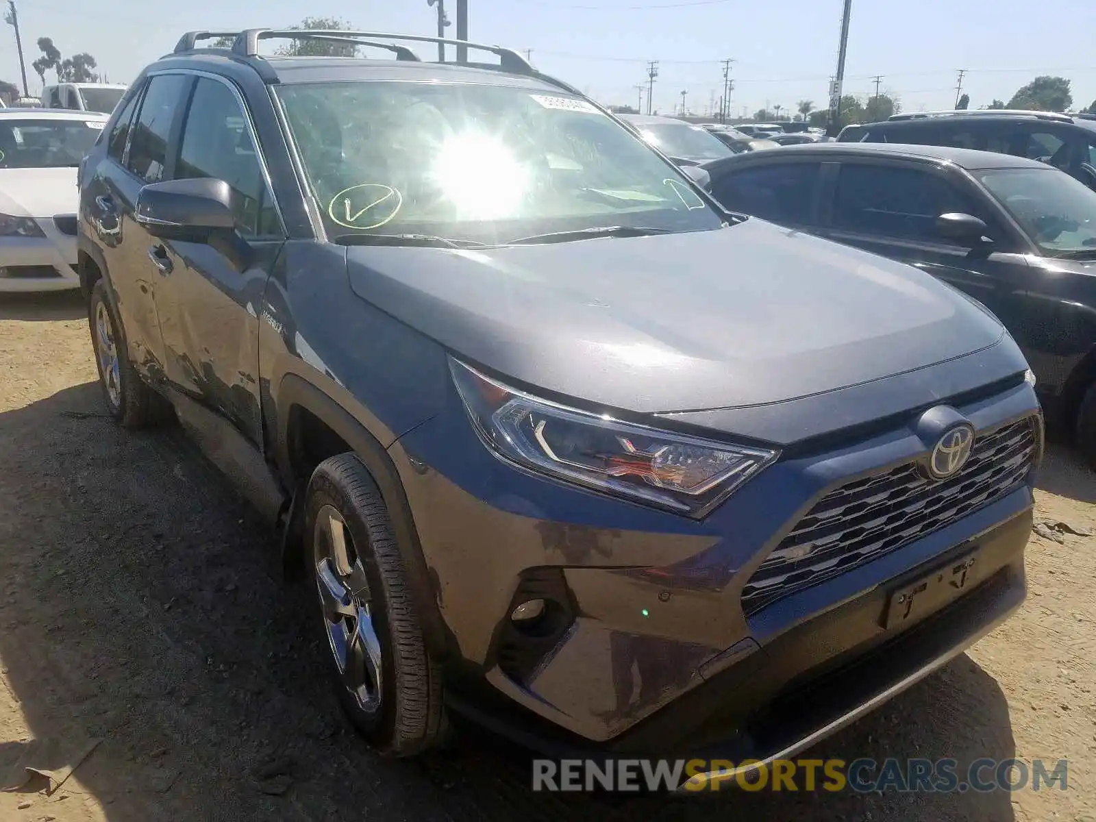 1 Photograph of a damaged car JTMDWRFV3KD036770 TOYOTA RAV4 2019