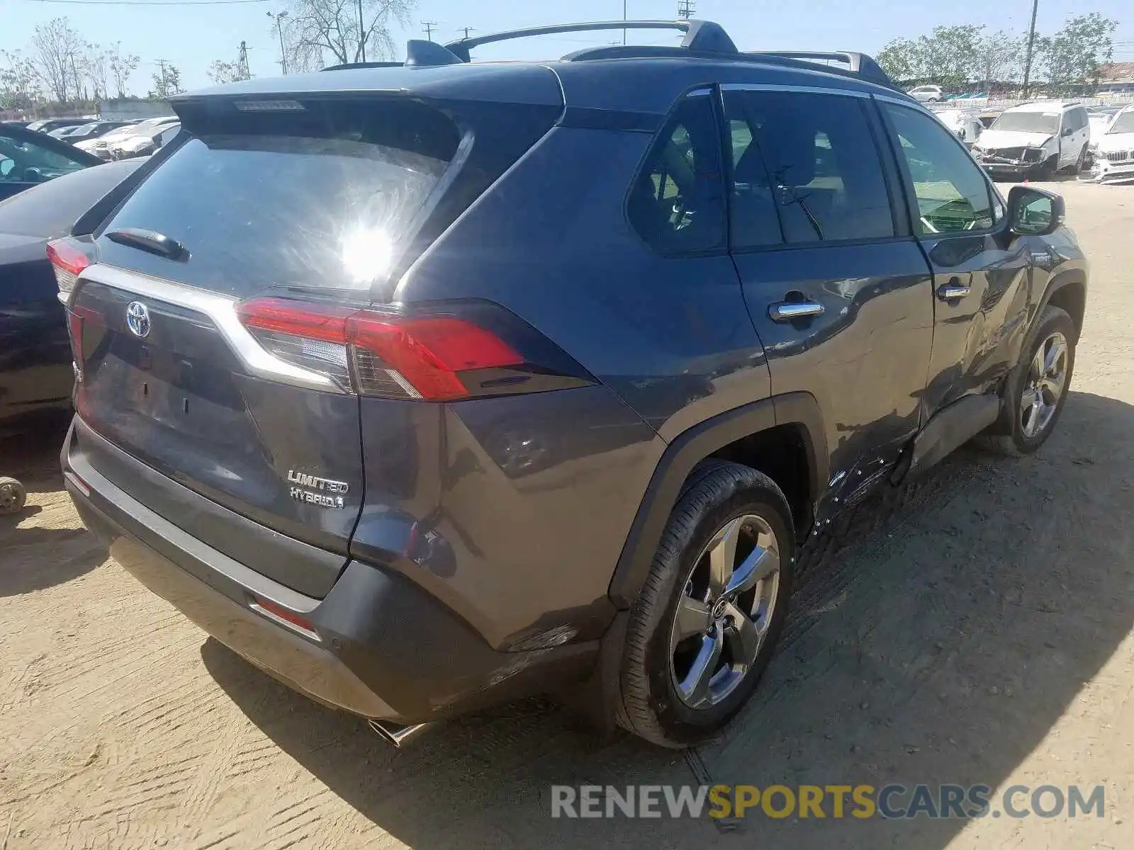 4 Photograph of a damaged car JTMDWRFV3KD036770 TOYOTA RAV4 2019