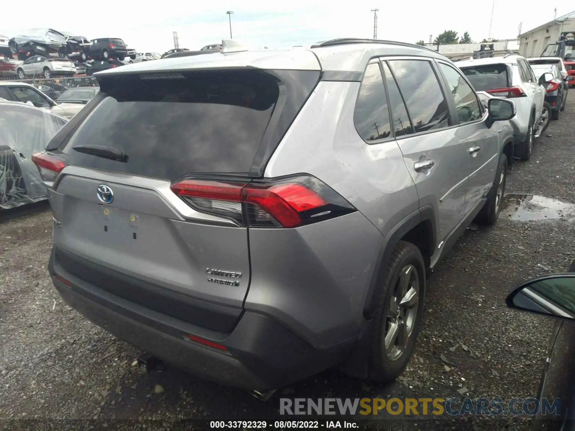 4 Photograph of a damaged car JTMDWRFV4KD006483 TOYOTA RAV4 2019