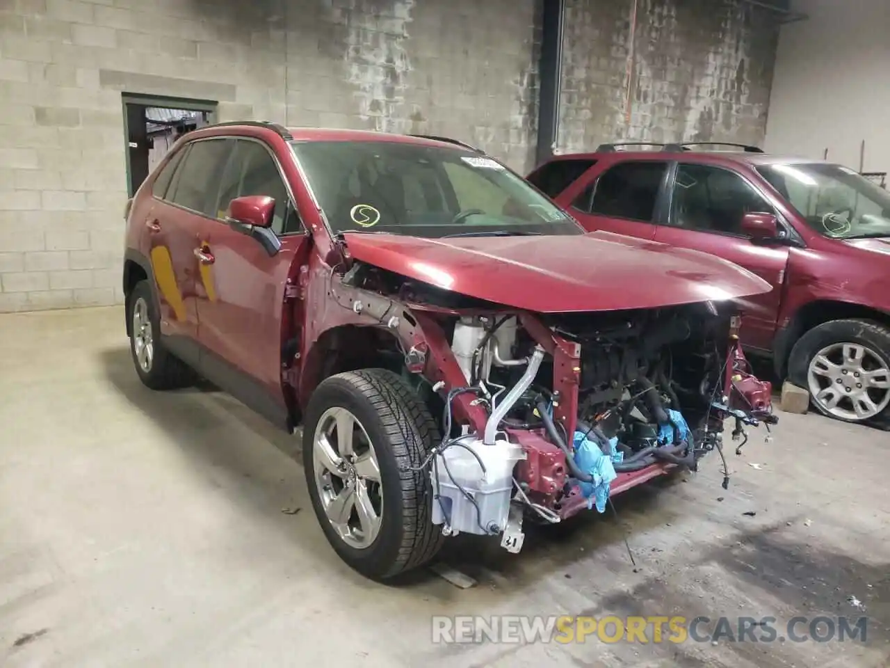 1 Photograph of a damaged car JTMDWRFV4KD007696 TOYOTA RAV4 2019